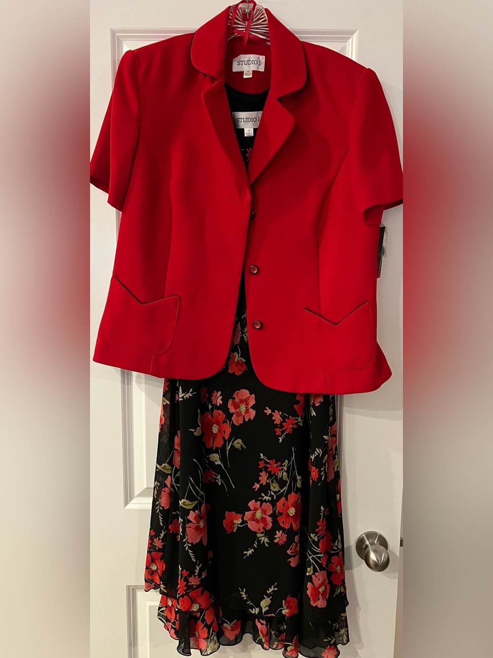 Women’s Red Short Sleeve Blazer Jacket and Floral Dress Studio Brand